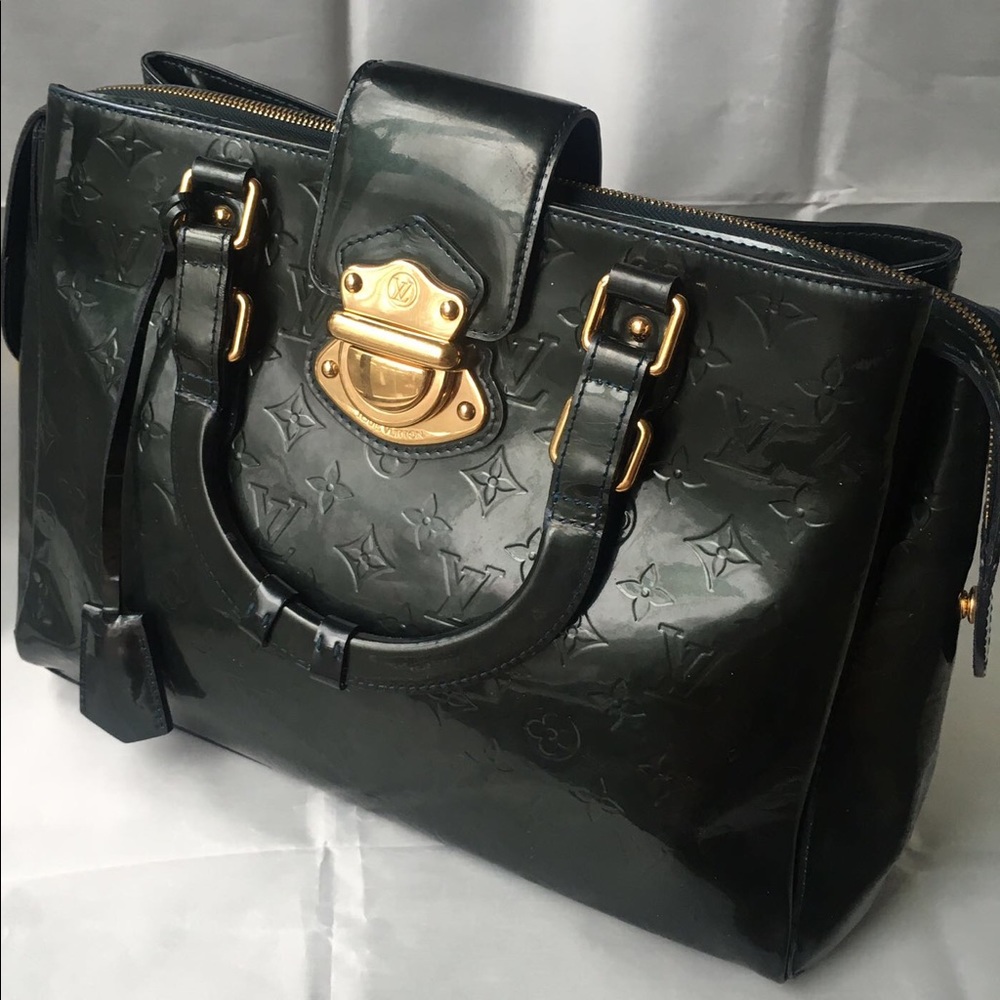 100%authentic Louis Vuitton Patent Leather Totebag